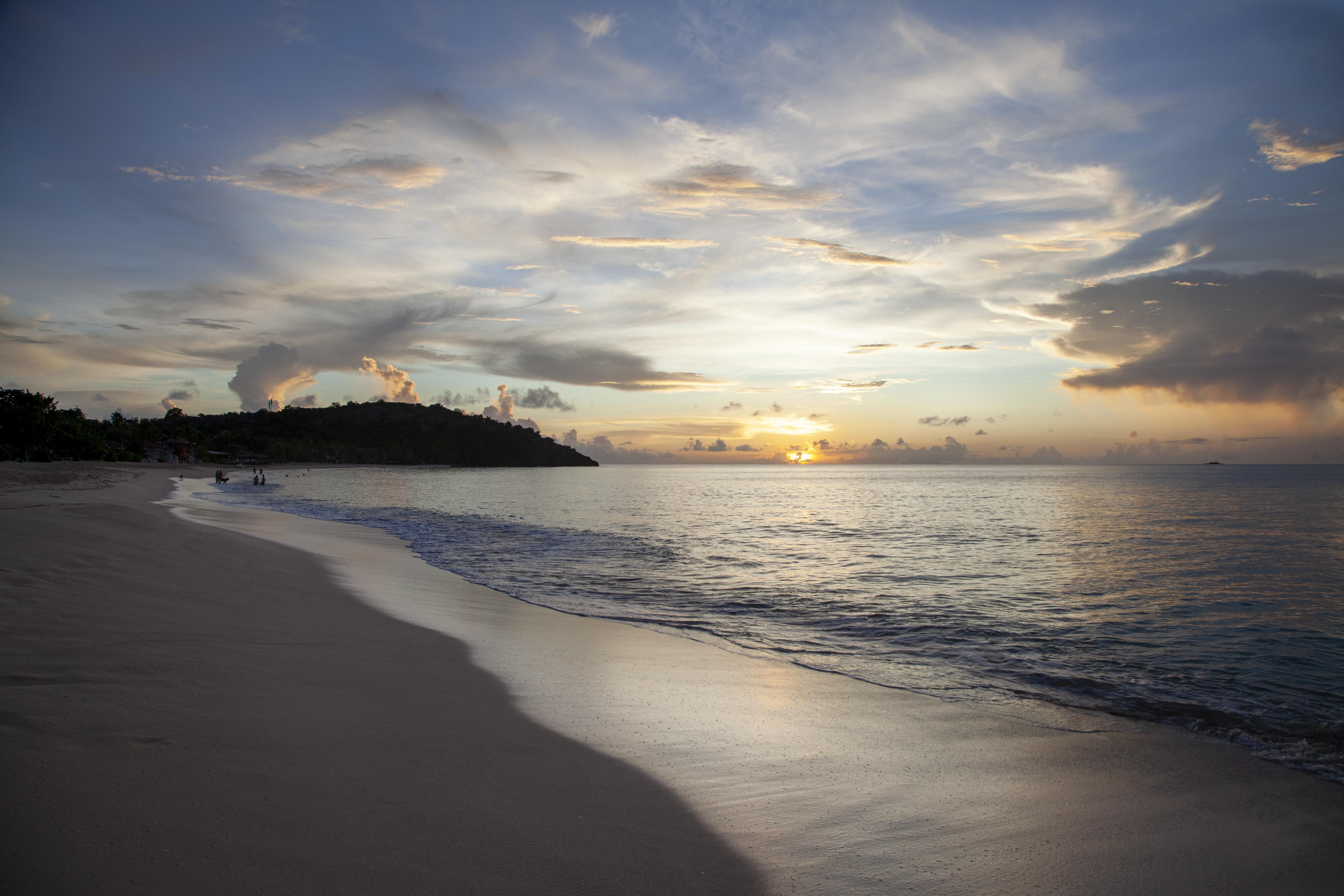 Galley Bay Resort & Spa (Adults Only) Five Islands Village Exterior foto